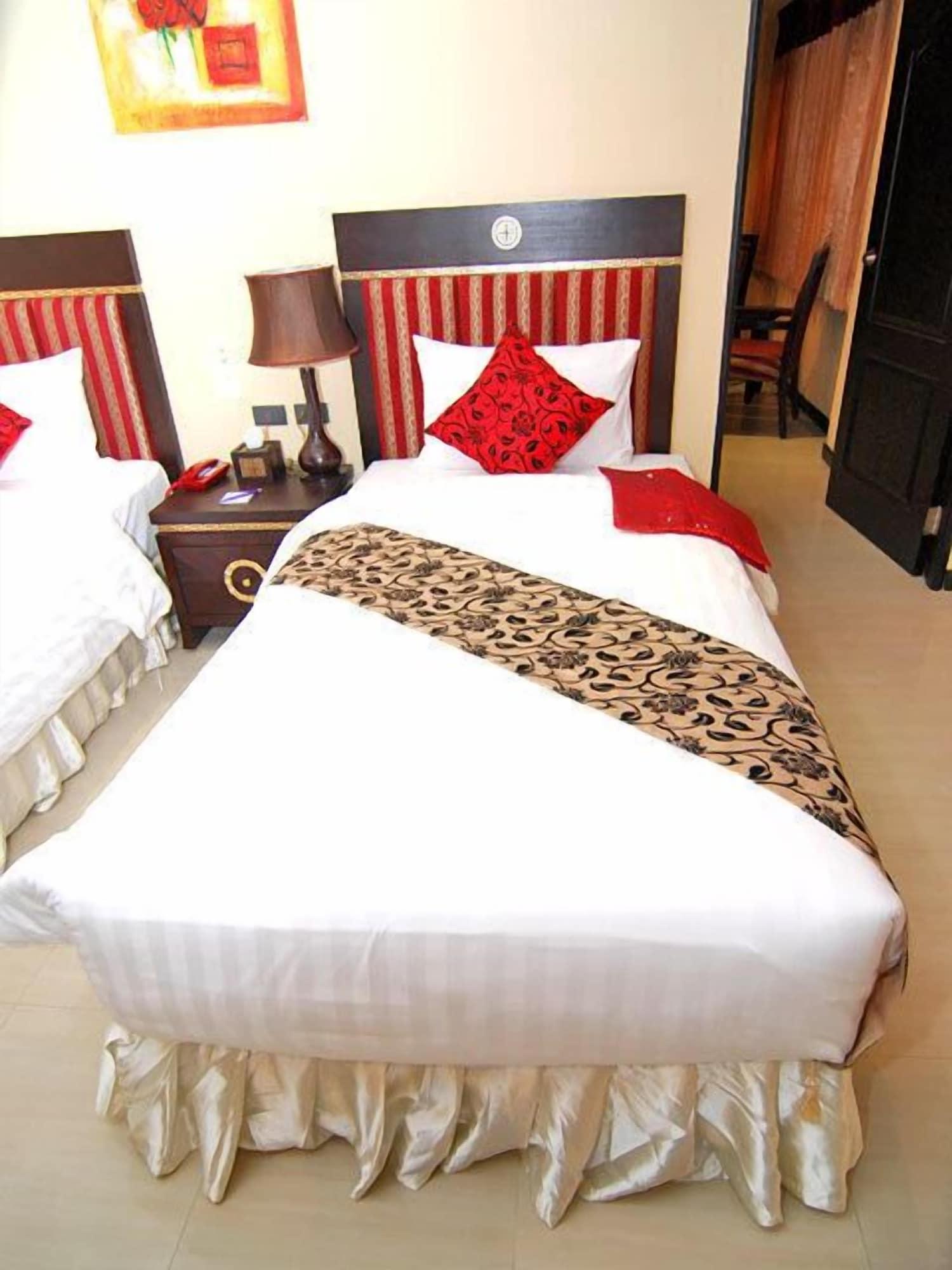 בנגקוק Lucky Palace Hotel מראה חיצוני תמונה