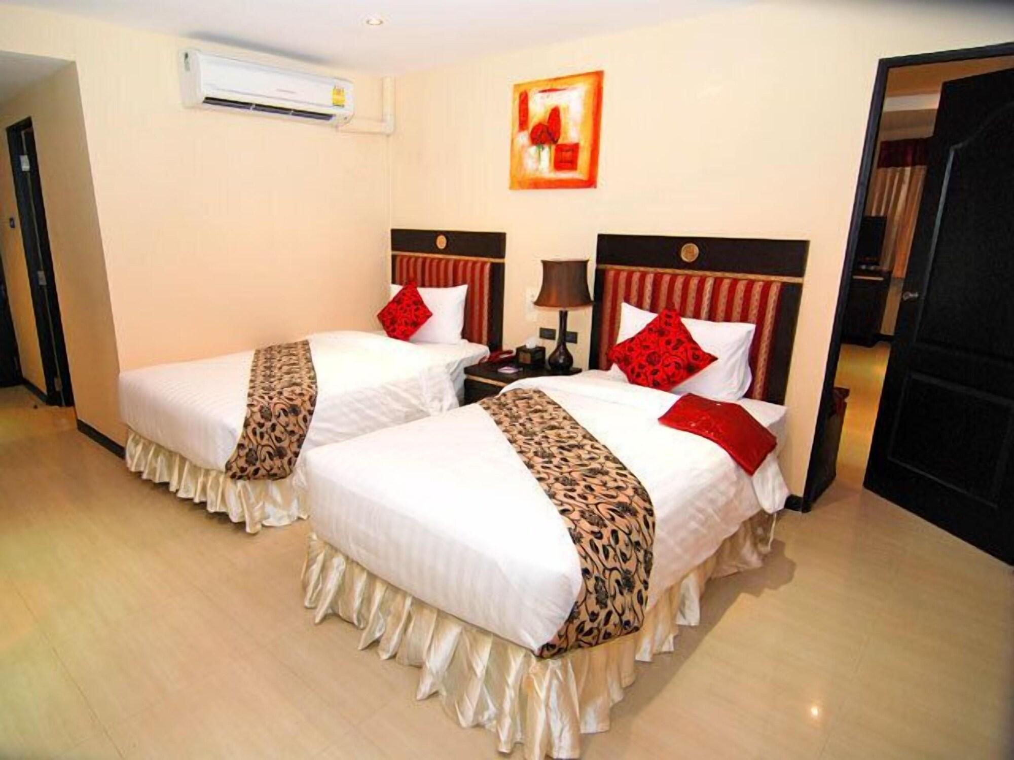 בנגקוק Lucky Palace Hotel מראה חיצוני תמונה