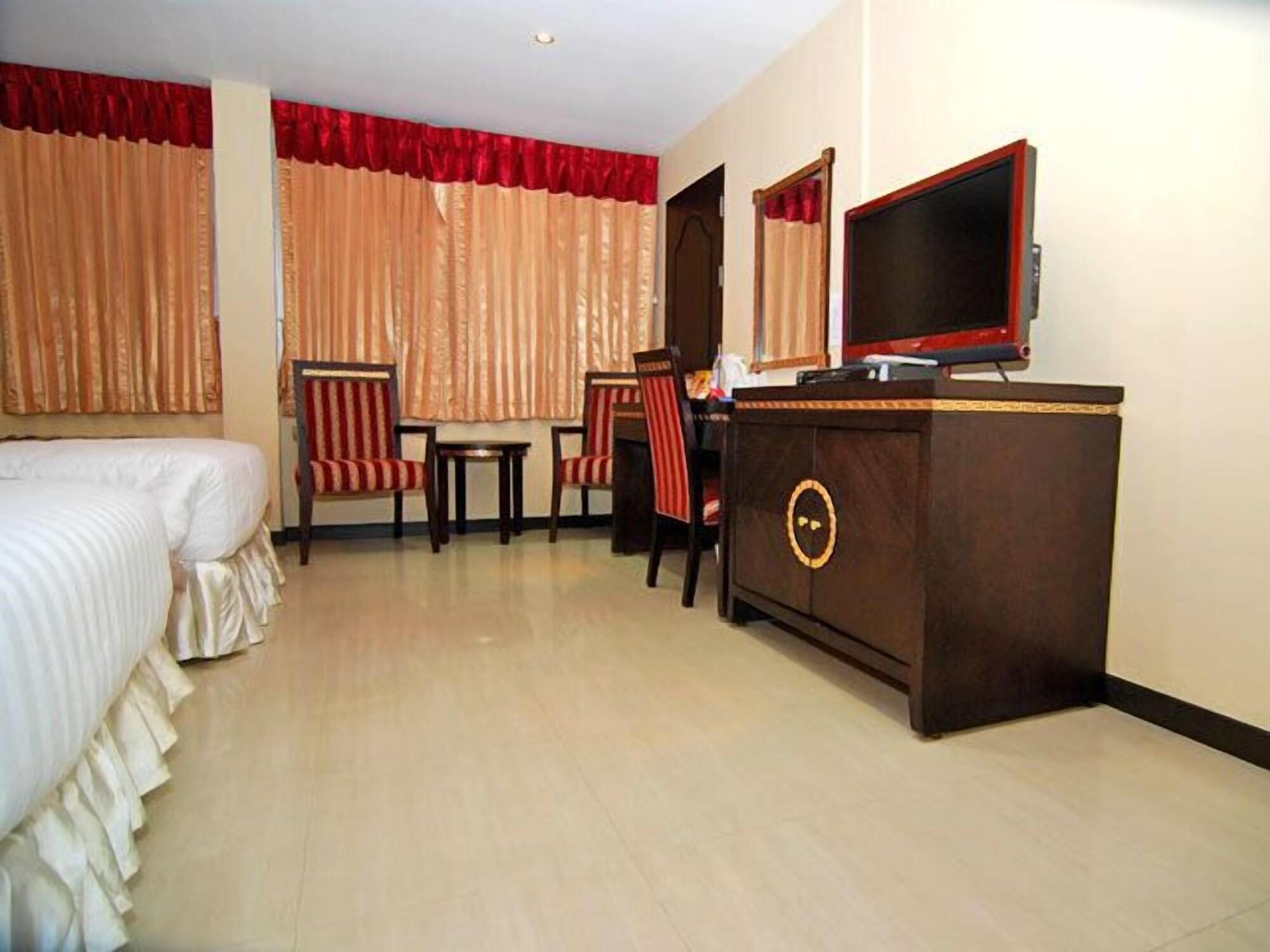 בנגקוק Lucky Palace Hotel מראה חיצוני תמונה